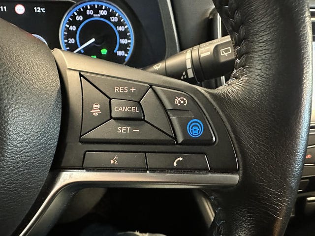 2018 NISSAN LEAF - 20