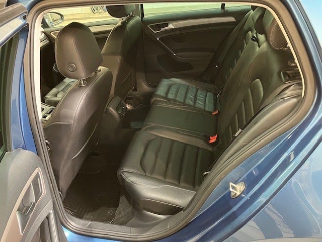 2015 VOLKSWAGEN GOLF - 8