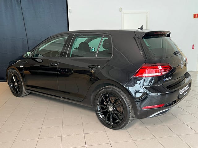 2018 VOLKSWAGEN GOLF - 13