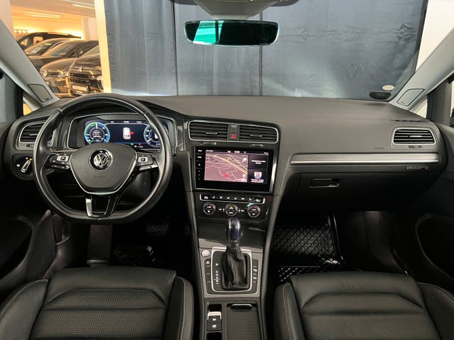 2018 VOLKSWAGEN GOLF - 35