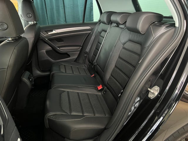 2018 VOLKSWAGEN GOLF - 22