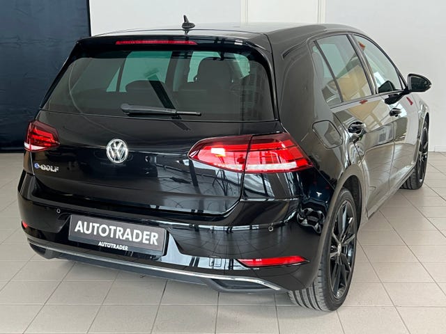2018 VOLKSWAGEN GOLF - 17