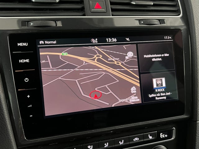 2018 VOLKSWAGEN GOLF - 30