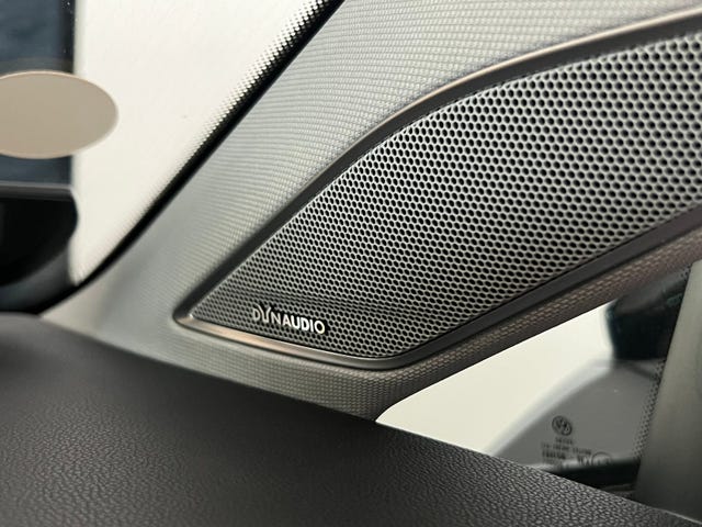 2018 VOLKSWAGEN GOLF - 33