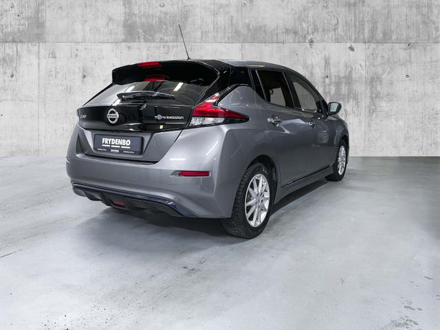 SJNFAAZE1U0104379 2021 NISSAN LEAF-2
