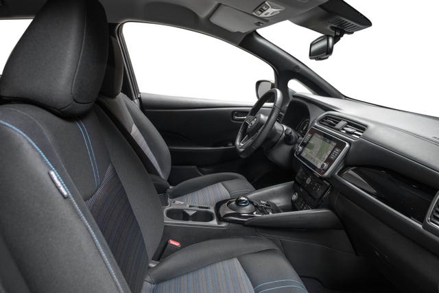2022 NISSAN LEAF - 24