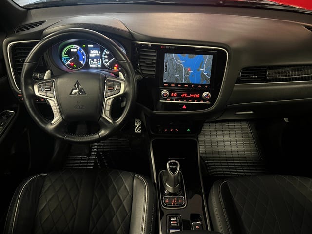 2020 MITSUBISHI OUTLANDER - 10