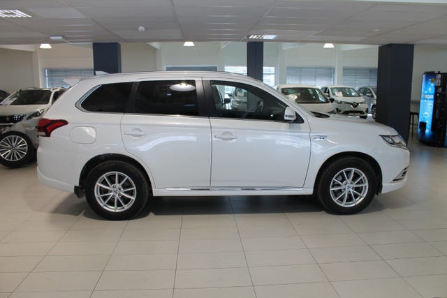 2020 MITSUBISHI OUTLANDER - 8