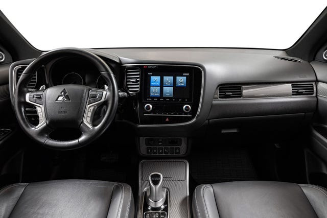2020 MITSUBISHI OUTLANDER - 11