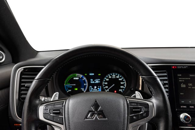 2020 MITSUBISHI OUTLANDER - 12