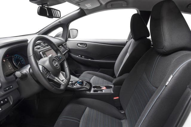 2022 NISSAN LEAF - 10