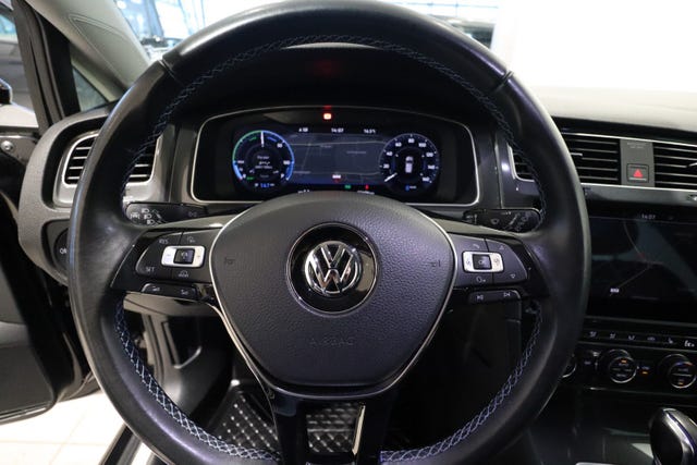2018 VOLKSWAGEN GOLF - 14