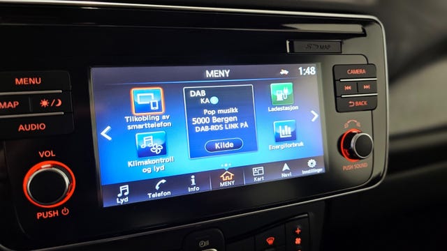 2018 NISSAN LEAF - 30