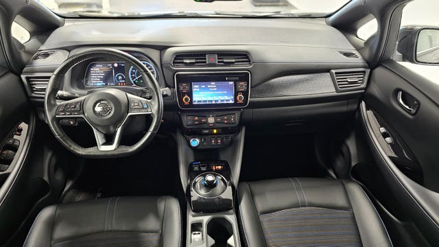 2018 NISSAN LEAF - 13