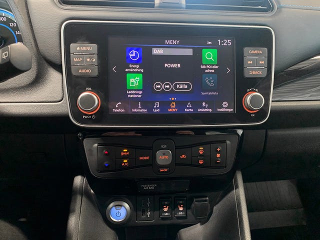 2022 NISSAN LEAF - 8