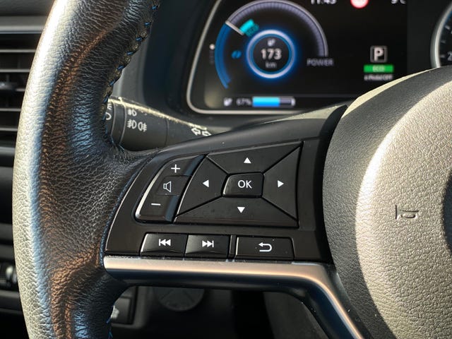 2018 NISSAN LEAF - 31