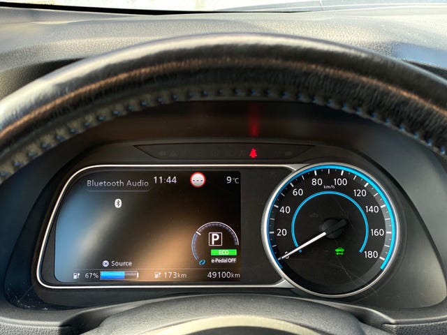 2018 NISSAN LEAF - 26