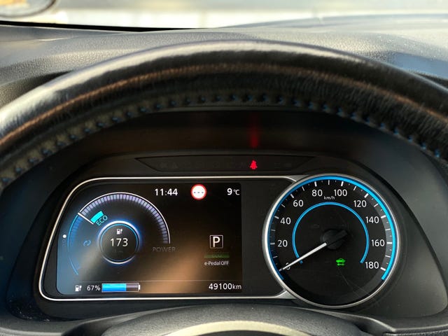 2018 NISSAN LEAF - 25