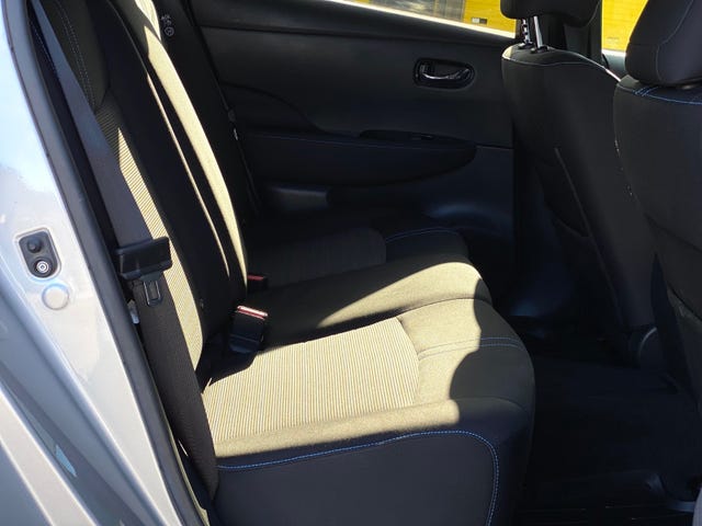 2018 NISSAN LEAF - 17