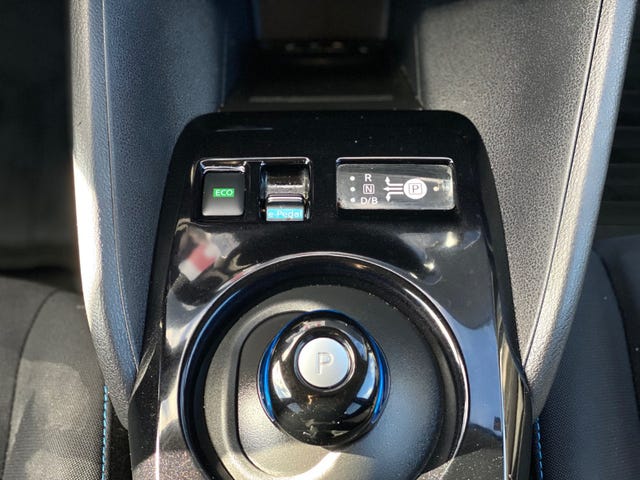 2018 NISSAN LEAF - 42