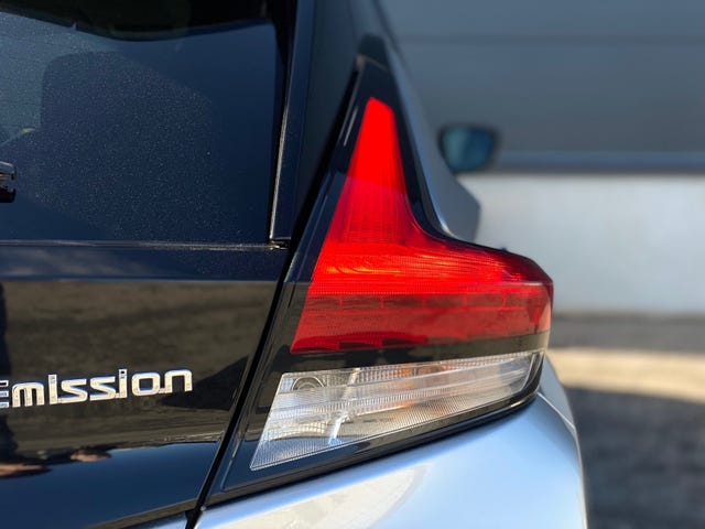 2018 NISSAN LEAF - 8