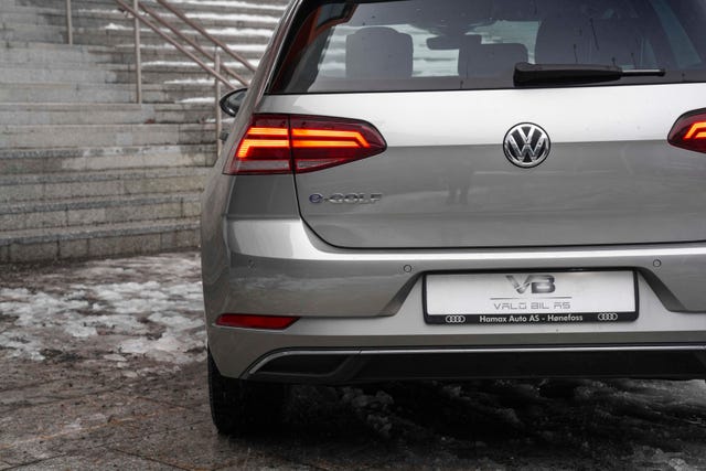 2019 VOLKSWAGEN GOLF - 9