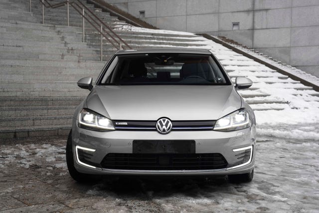 WVWZZZAUZKW906442 2019 VOLKSWAGEN GOLF-3
