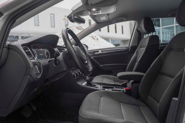 2019 VOLKSWAGEN GOLF - 17
