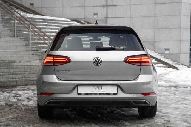 2019 VOLKSWAGEN GOLF - 8