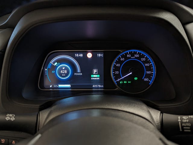 2021 NISSAN LEAF - 17