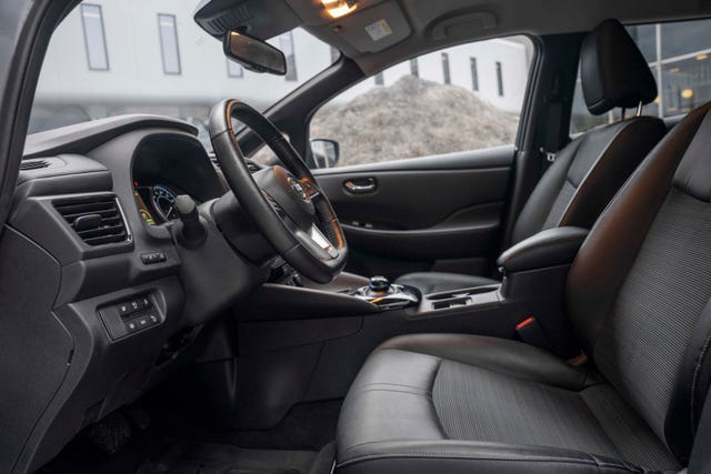 2018 NISSAN LEAF - 21