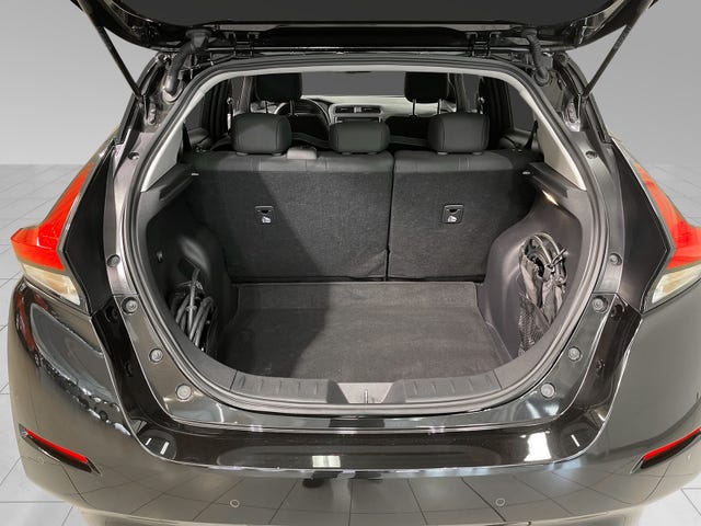 2022 NISSAN LEAF - 16