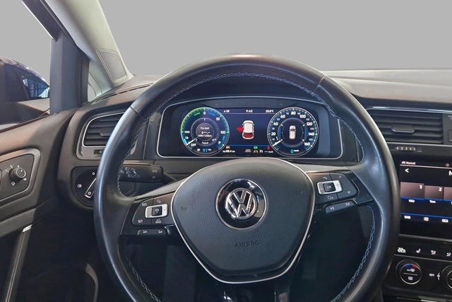 2018 VOLKSWAGEN GOLF - 11