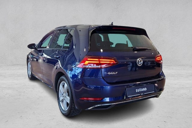 WVWZZZAUZJ8910100 2018 VOLKSWAGEN GOLF-2