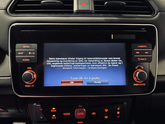2018 NISSAN LEAF - 26