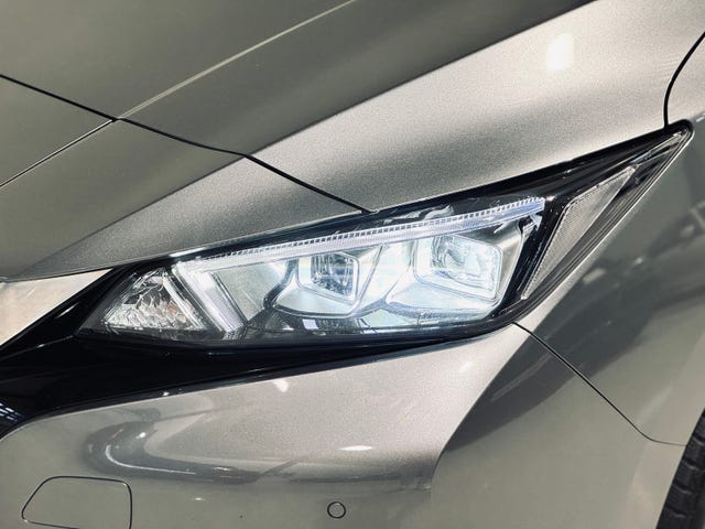 SJNFAAZE1U0023000 2018 NISSAN LEAF-4