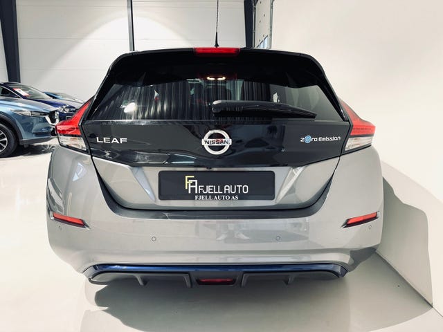 2018 NISSAN LEAF - 9