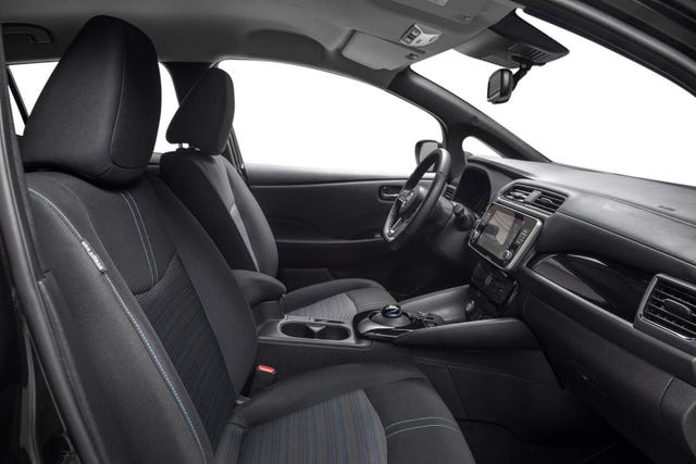 2022 NISSAN LEAF - 24