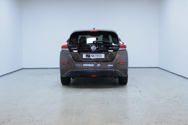 SJNFAAZE1U0018792 2018 NISSAN LEAF-4