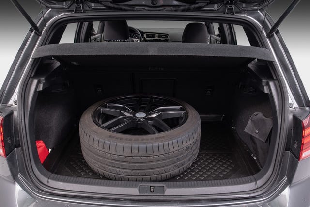 2018 VOLKSWAGEN GOLF - 23