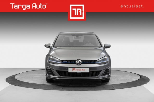 2018 VOLKSWAGEN GOLF - 8