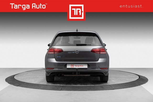 WVWZZZAUZJW810125 2018 VOLKSWAGEN GOLF-3