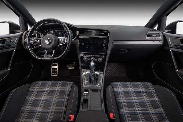 2018 VOLKSWAGEN GOLF - 14