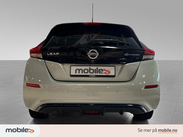 2018 NISSAN LEAF - 8