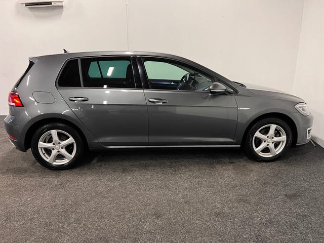 2019 VOLKSWAGEN GOLF - 8