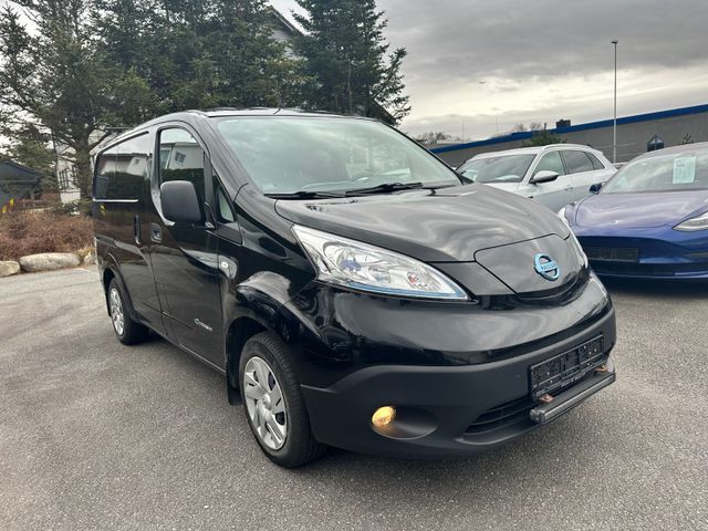 VSKYAAME0U0601862 2018 NISSAN E-NV200-1