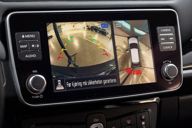 2022 NISSAN LEAF - 19