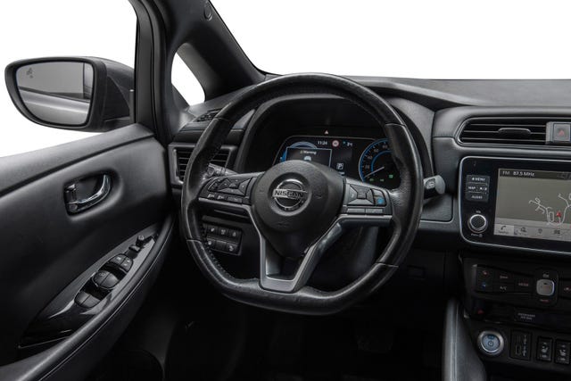2021 NISSAN LEAF - 13