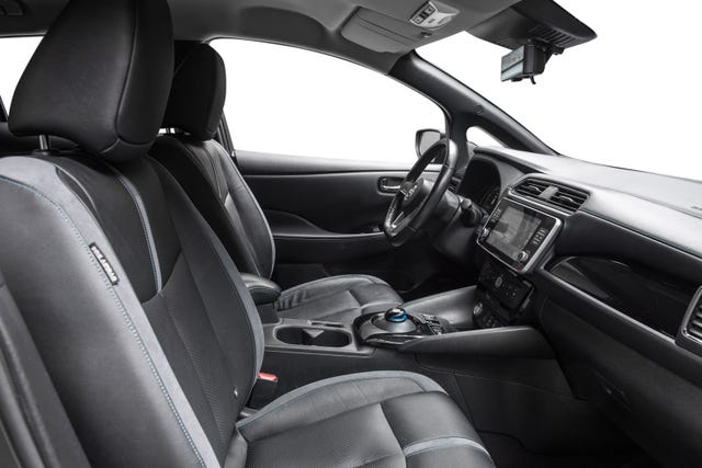2021 NISSAN LEAF - 23