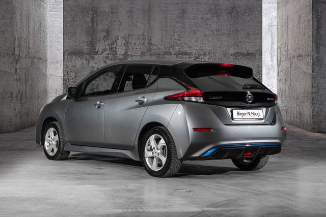 2021 NISSAN LEAF - 8